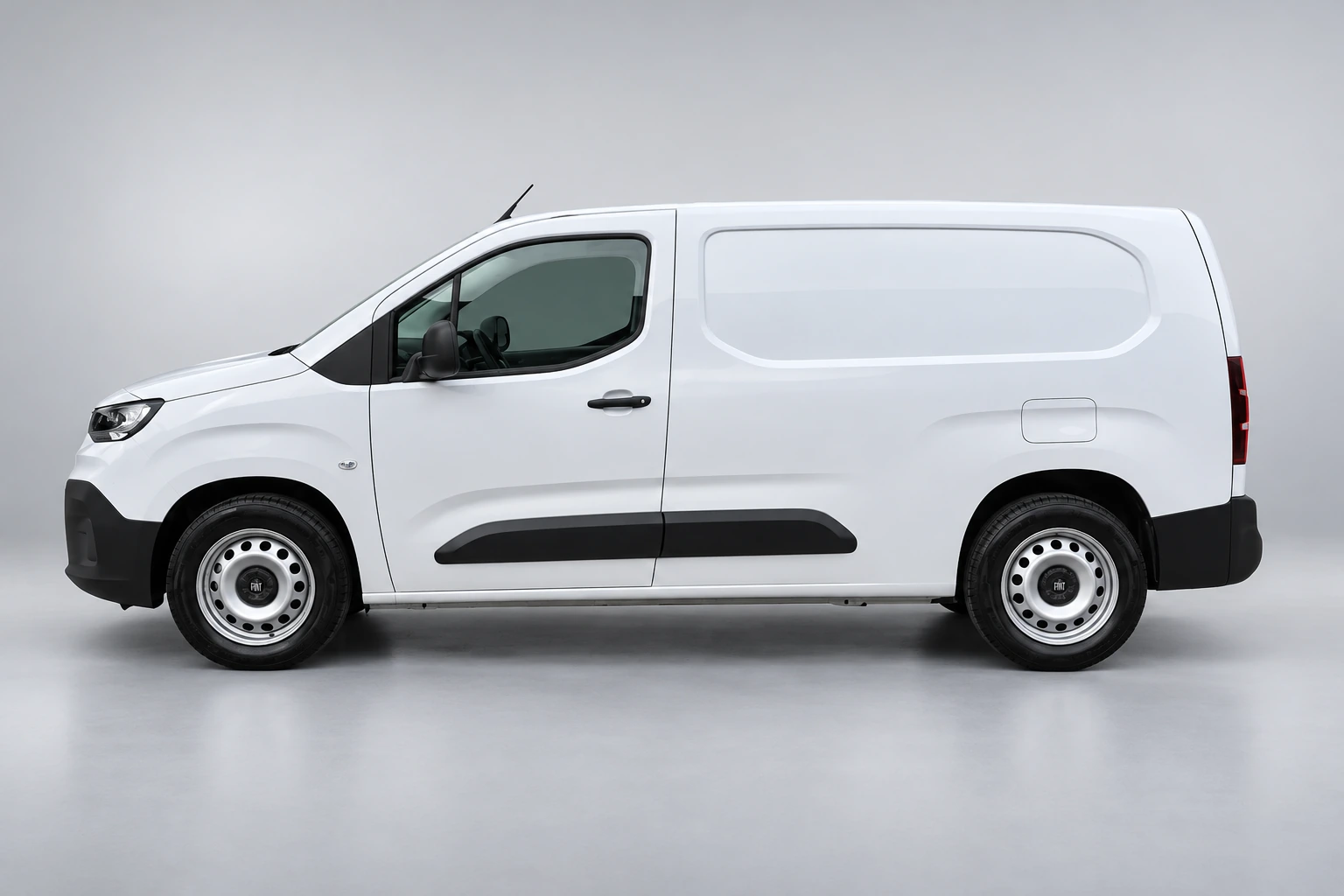 Fiat E-Doblò L2 50 kWh 100 kW, foto 2
