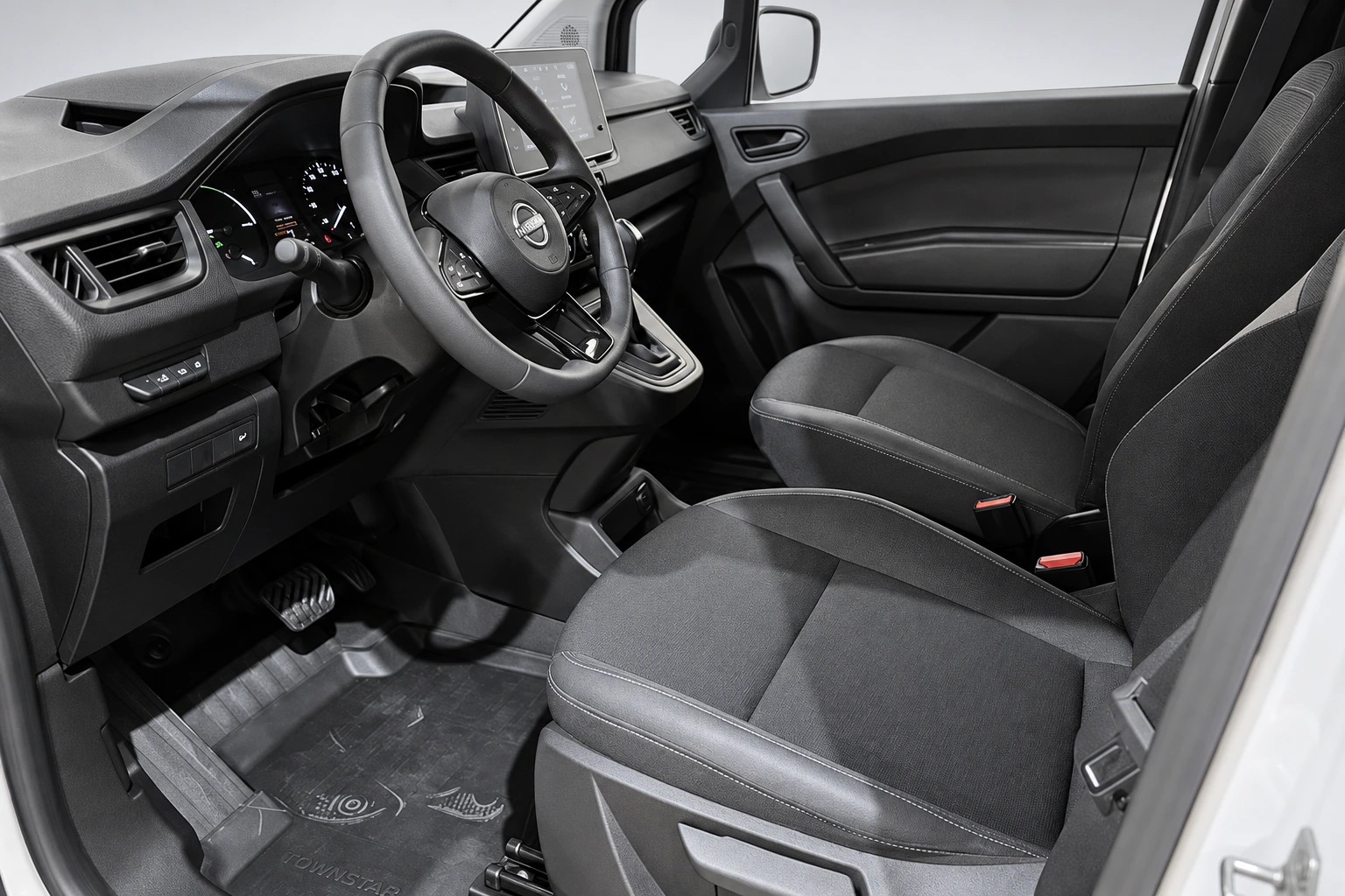 Nissan Townstar EV L1 45 kWh 90 kW, foto 4
