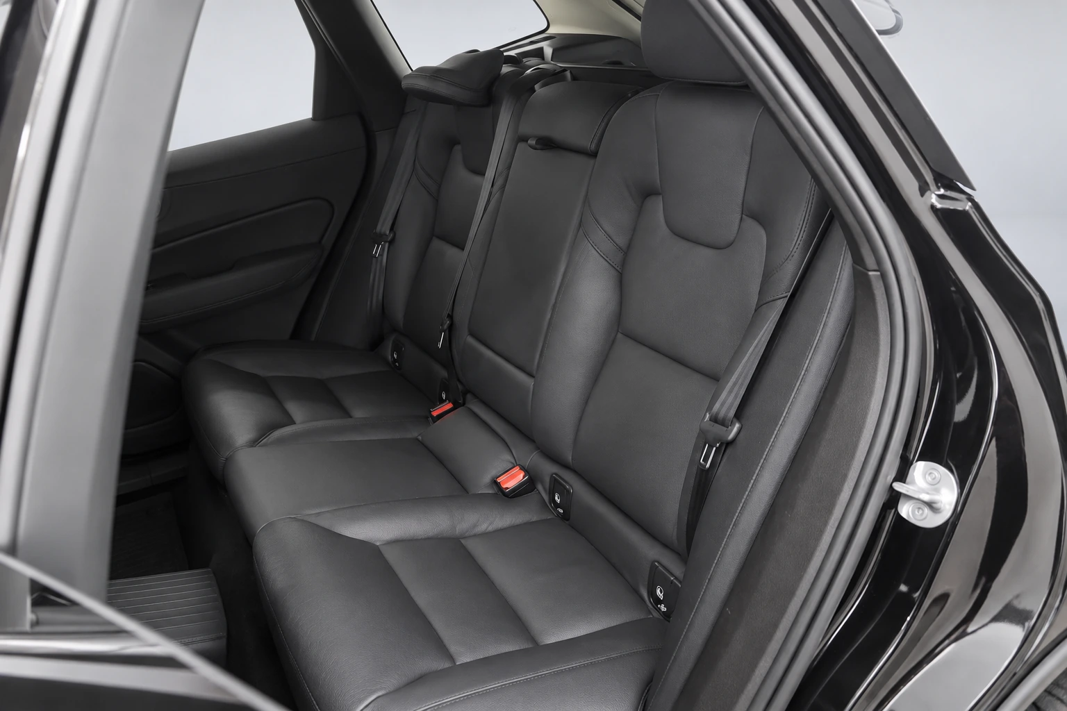 Volvo XC60 Recharge T6 AWD (accu 18,8 kWh), foto 5