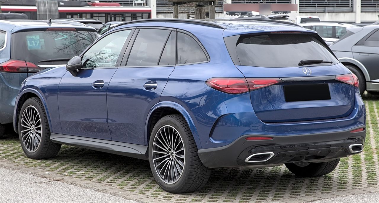 Mercedes-Benz GLC 300 e 4MATIC