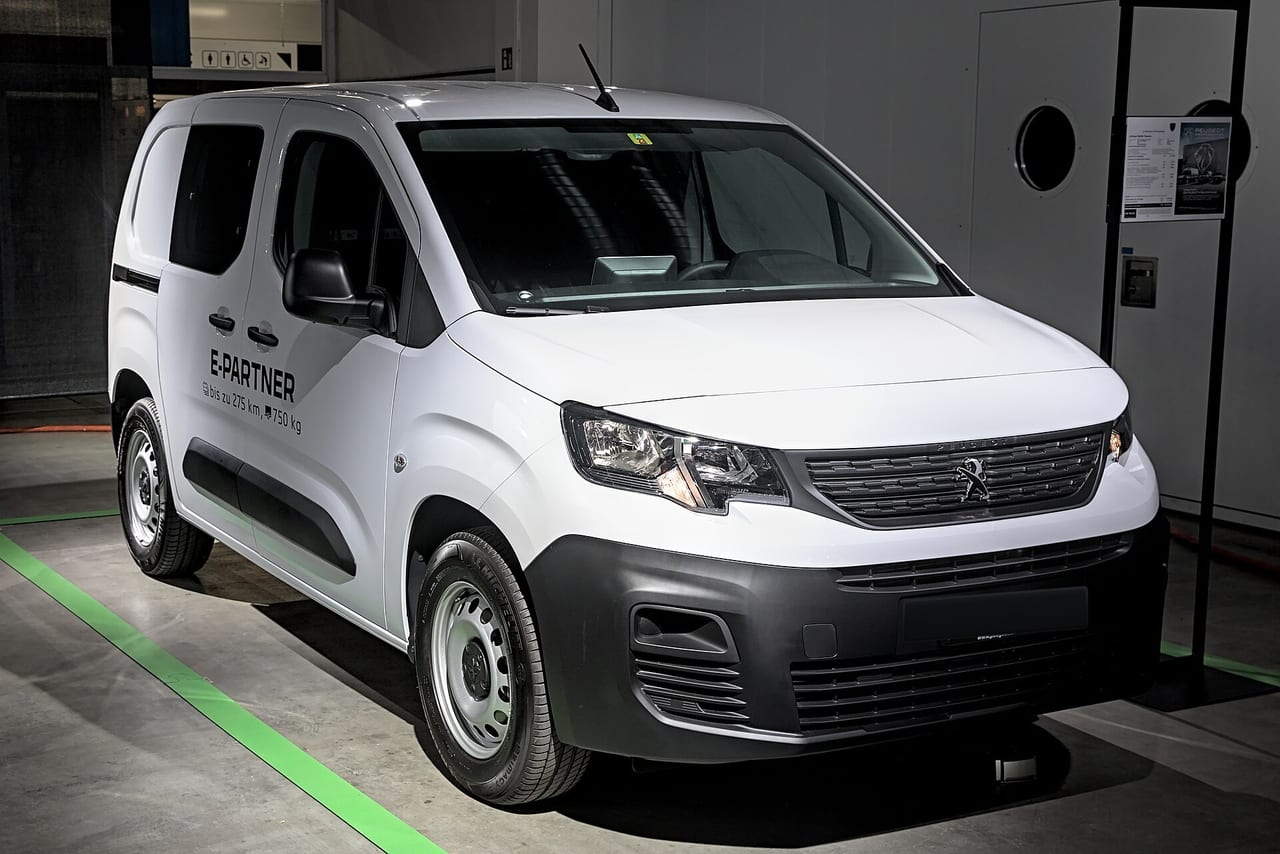 Peugeot E-Partner 50 kWh 100 kW L1
