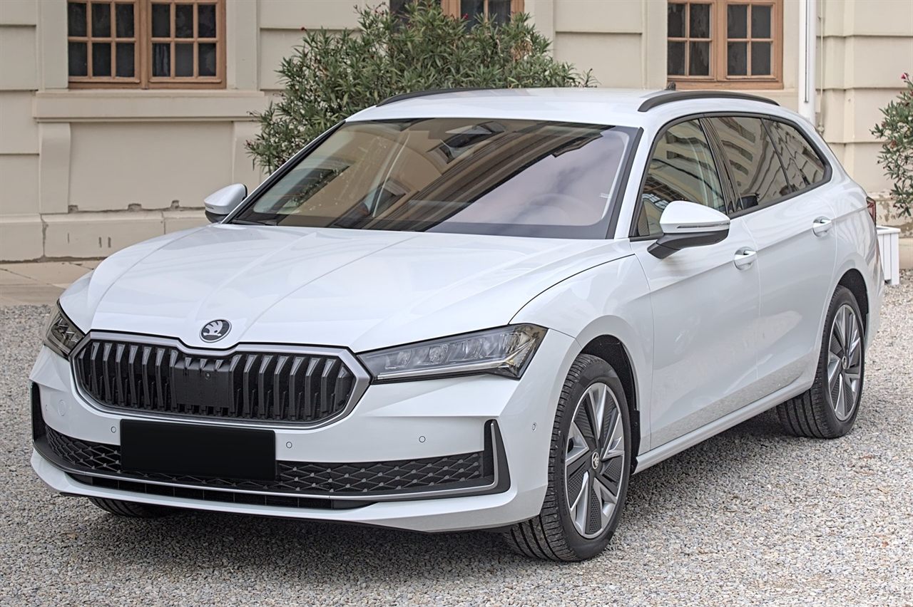 Škoda Superb Combi 1.4 TSI iV 218 pk (160 kW)