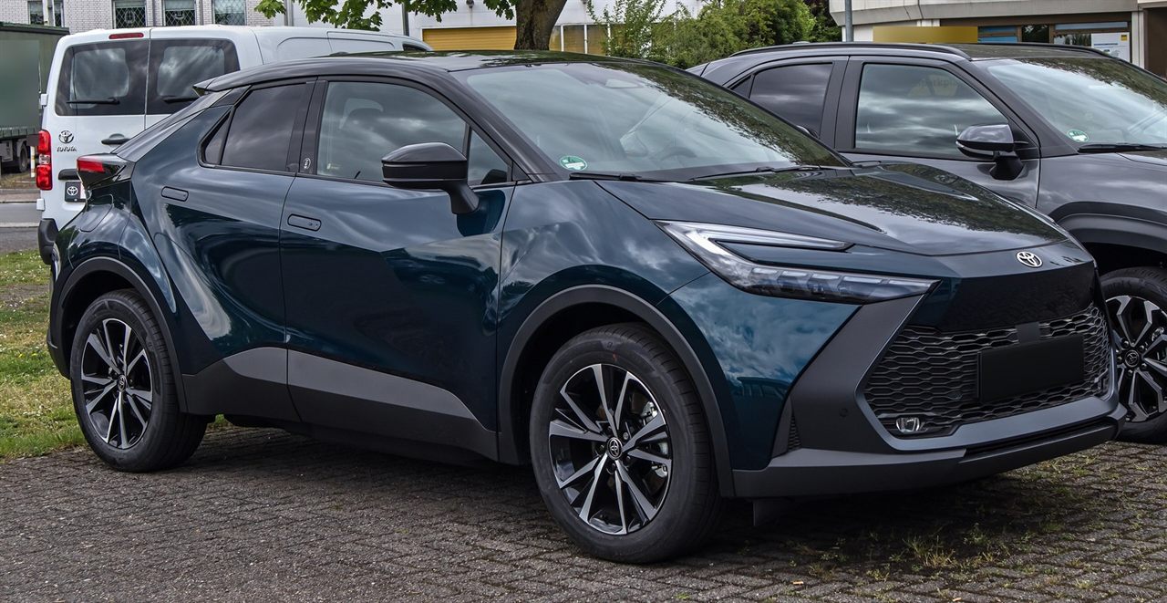 Toyota C-HR 1.8 Hybrid (90 kW), foto 3 (zijkant, blauw)