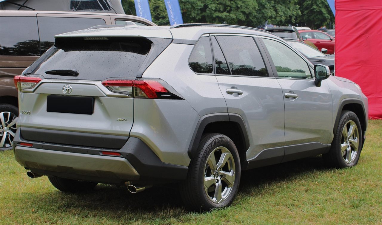 Toyota RAV4 2.5 Plug-in Hybrid (225 kW)