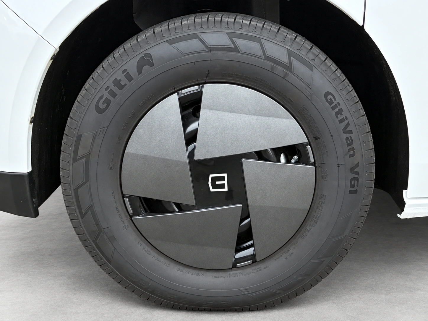 Farizon SV L3H3 106 kWh Launch Edition, foto 7