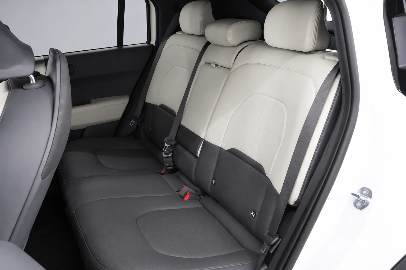 Kia EV3 GT-PlusLine 81,4 kWh, foto 5