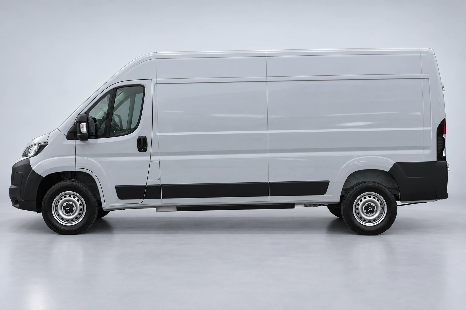 Opel Movano Electric L3H2 3.5t 110 kWh, foto 2