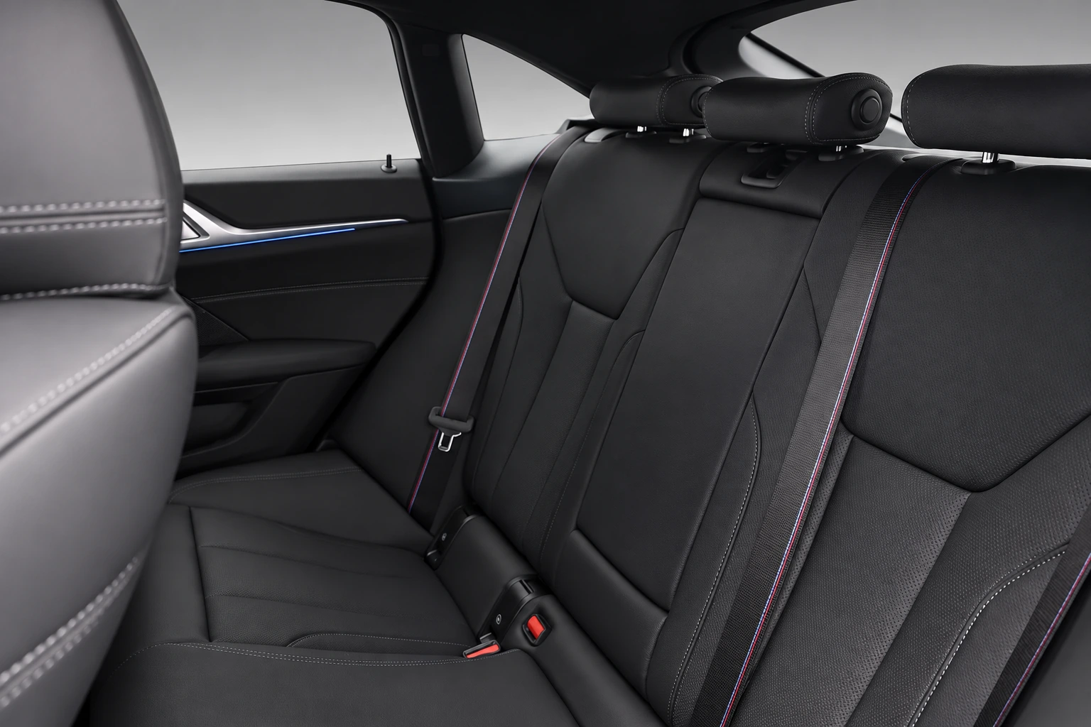 BMW i4 eDrive35 High Executive M Sport Pro, foto 5