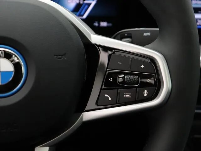 BMW i4 eDrive35 High Executive M Sport Pro, foto 9