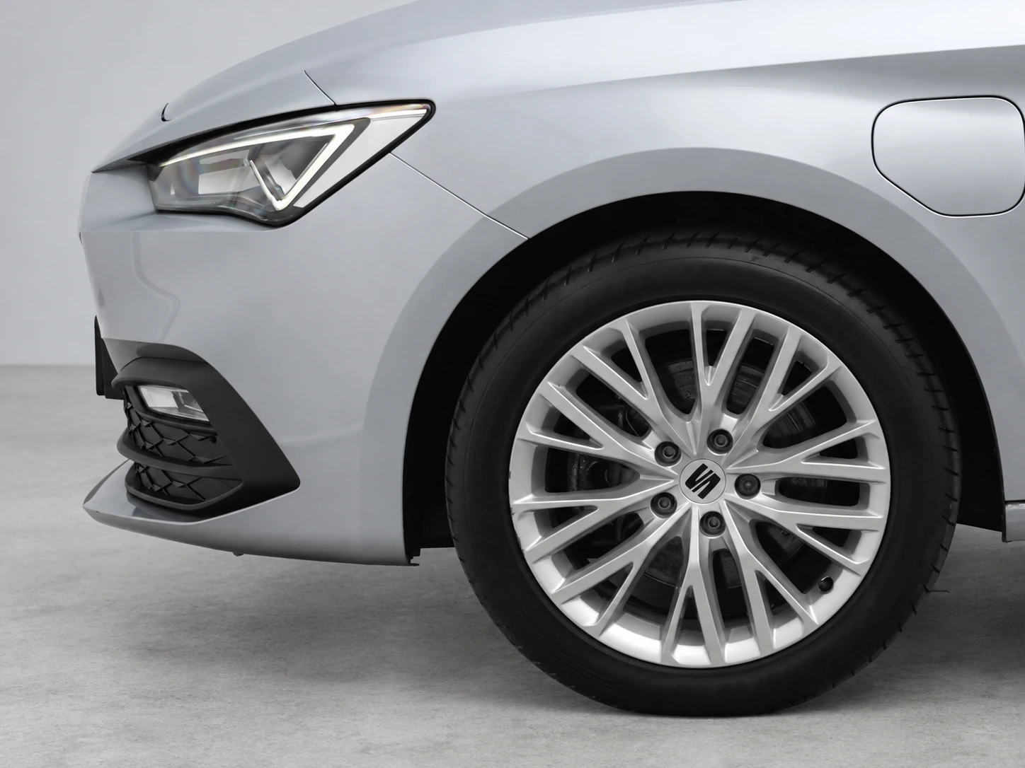 SEAT Leon Sportstourer 1.4 TSI eHybrid 204 Xcellence, foto 4