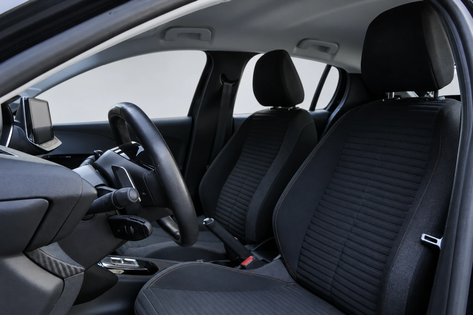 Peugeot 208 1.2 PureTech 100 Active Pack EAT8, foto 5