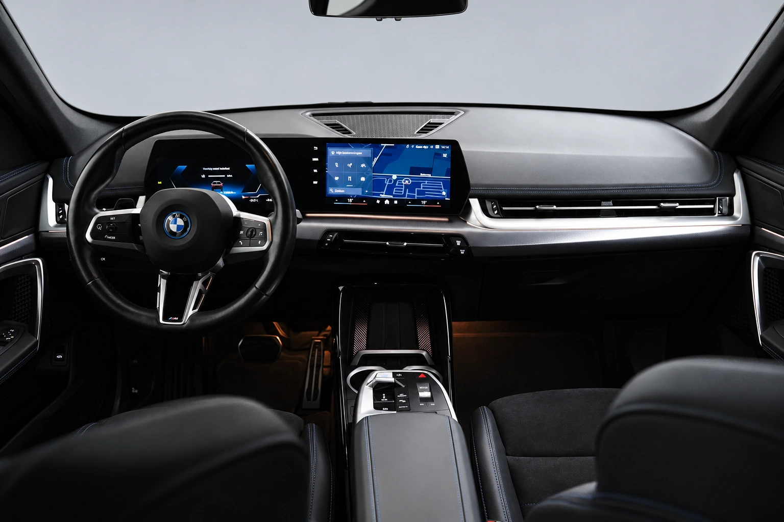 BMW iX1 xDrive30 67 kWh M Sport, foto 4
