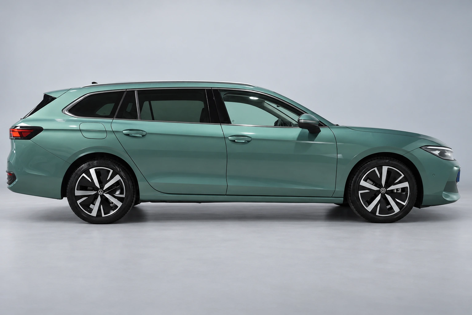 Volkswagen Passat Variant 1.5 eHybrid Business, foto 2