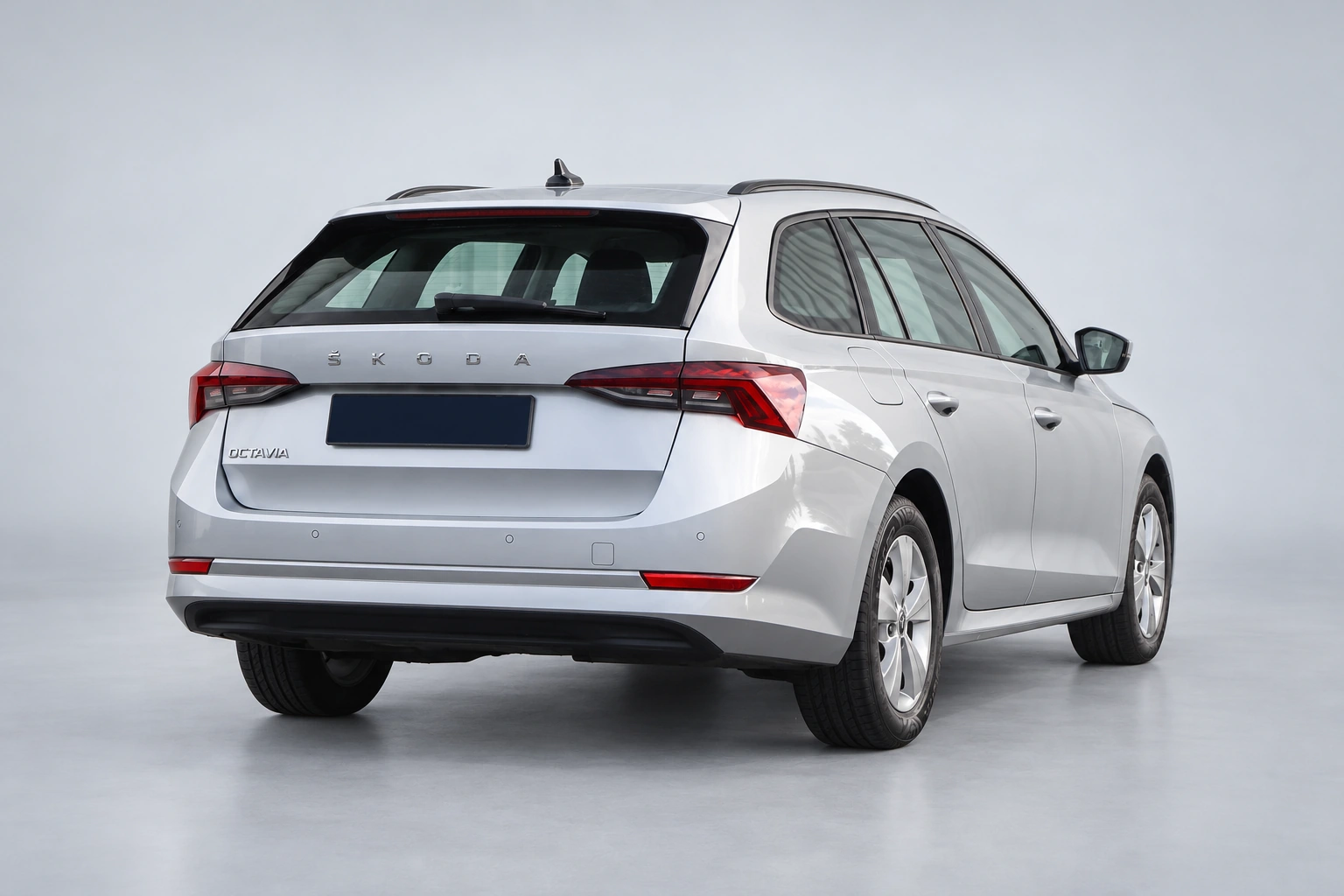 Škoda Octavia Combi 1.0 TSI 110 Business Edition, foto 2