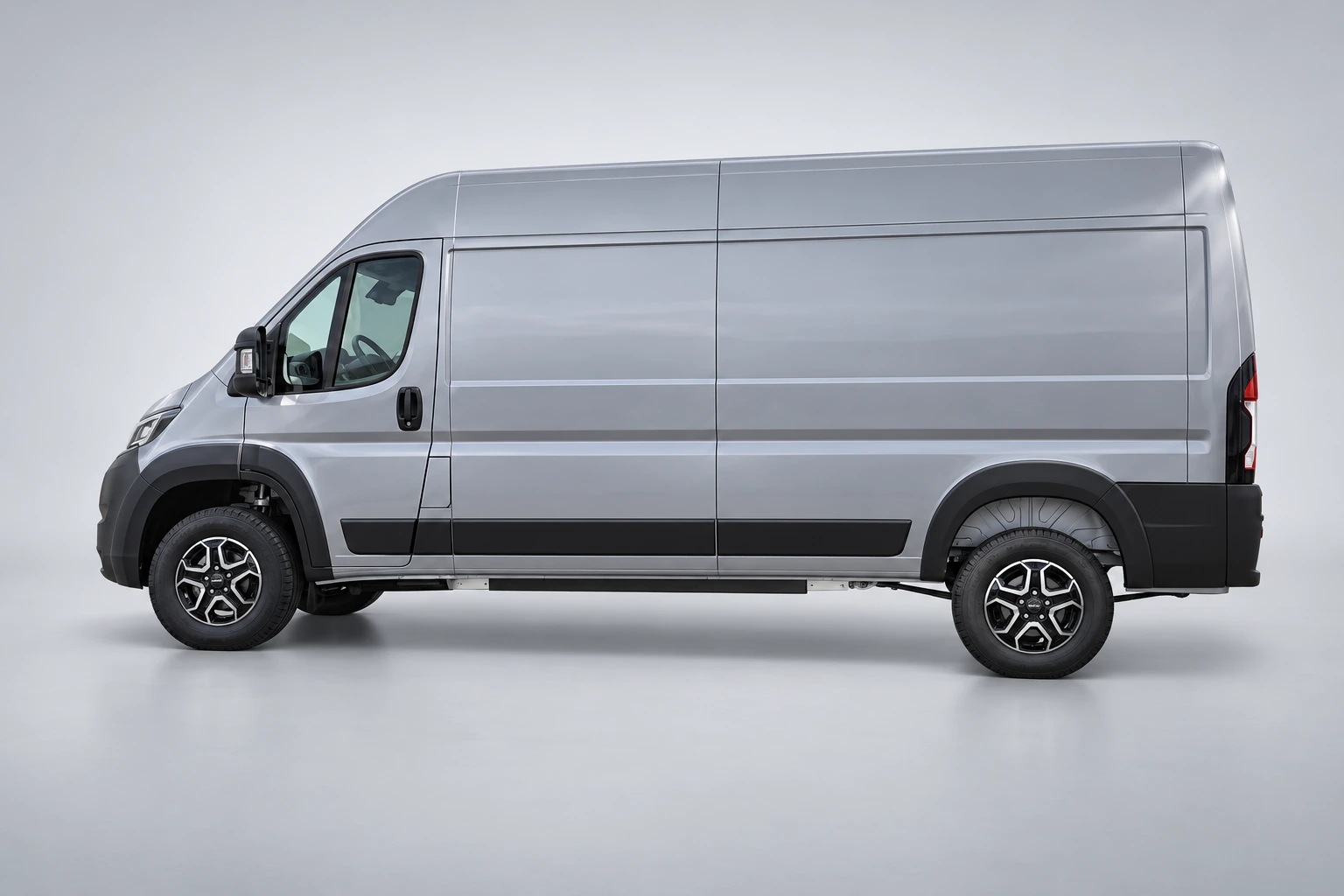Iveco eSuperJolly 4.25t L4H2 Heavy 110 kWh, foto 2